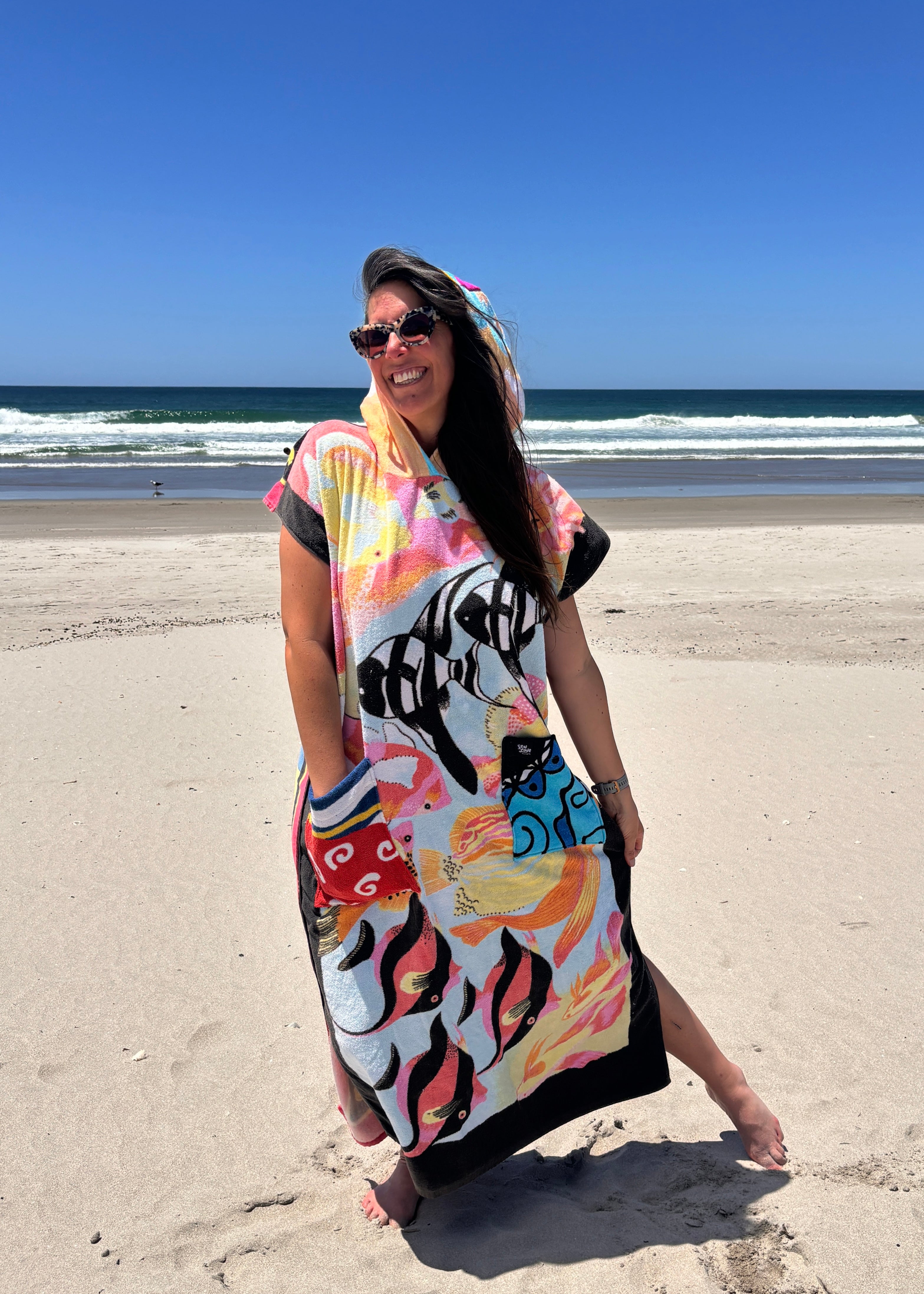Towel Poncho - L - Tropical Snakes